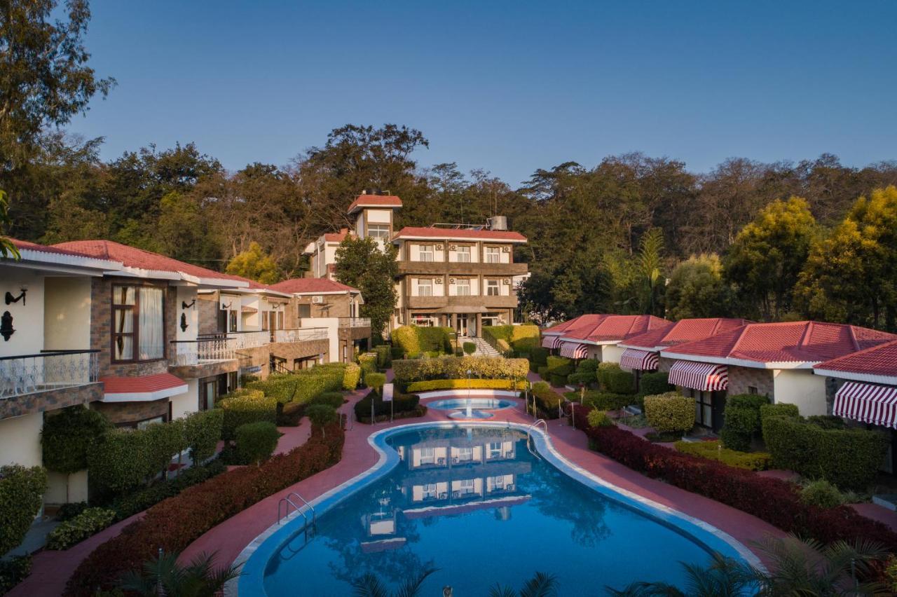 Country Inn Tarika Riverside Resort Jim Corbett Garjia Exterior foto