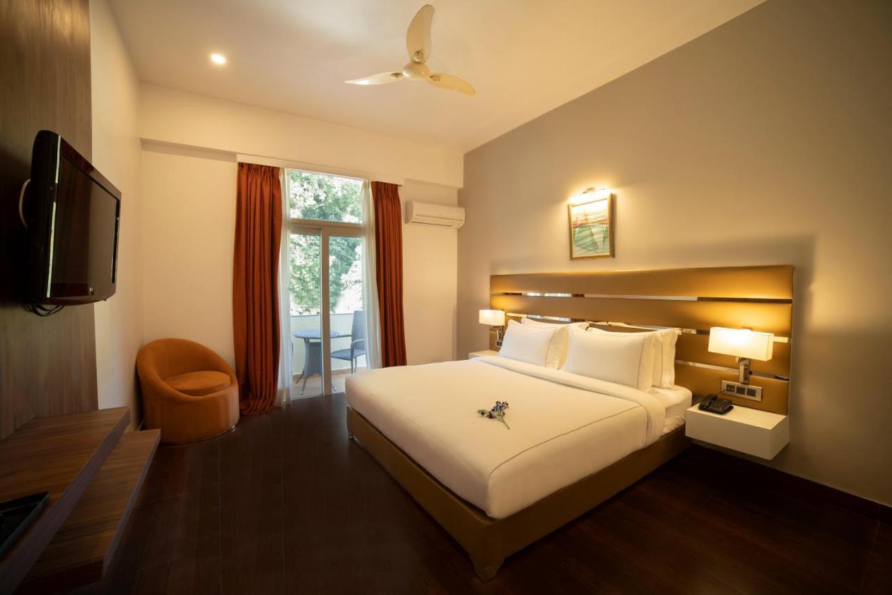 Country Inn Tarika Riverside Resort Jim Corbett Garjia Exterior foto
