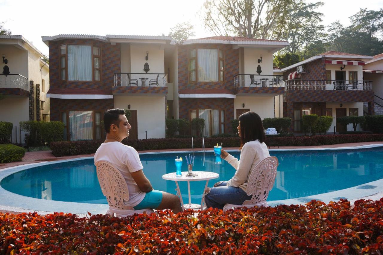 Country Inn Tarika Riverside Resort Jim Corbett Garjia Exterior foto