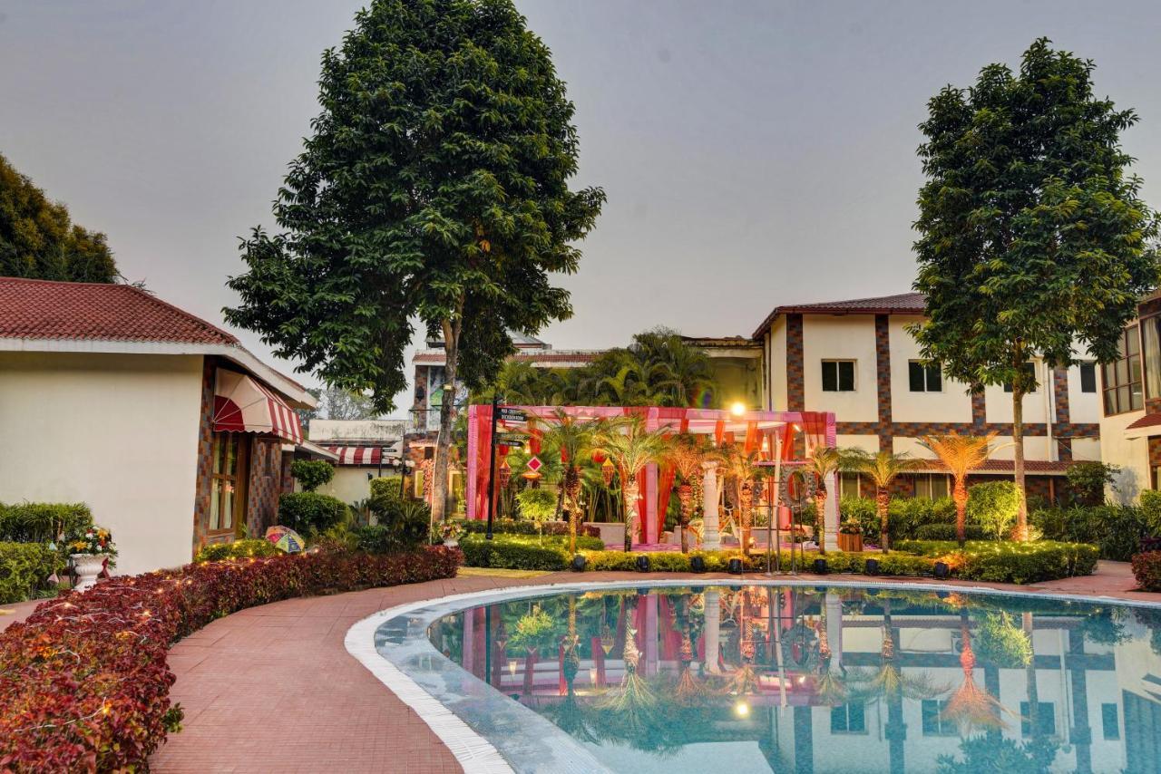Country Inn Tarika Riverside Resort Jim Corbett Garjia Exterior foto